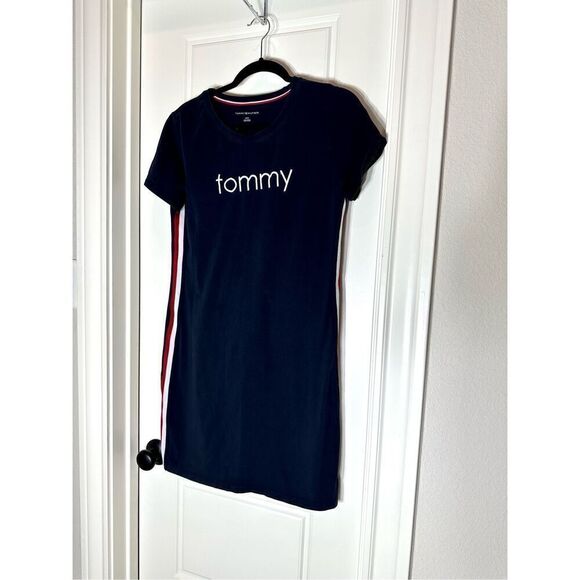 Tommy Hilfiger Dresses & Skirts - Tommy Hilfiger navy mini dress size S
